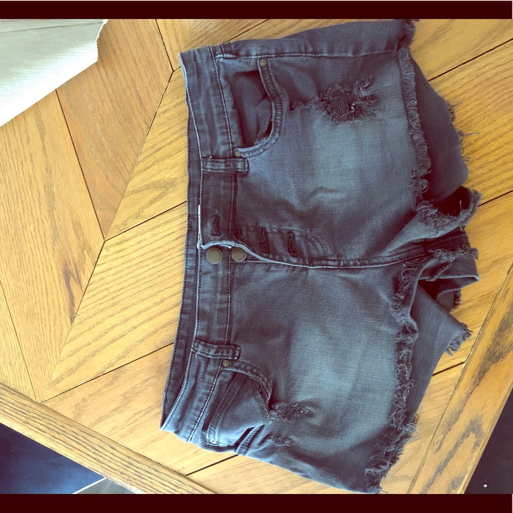 Billabong Black Jean Shorts Size 31